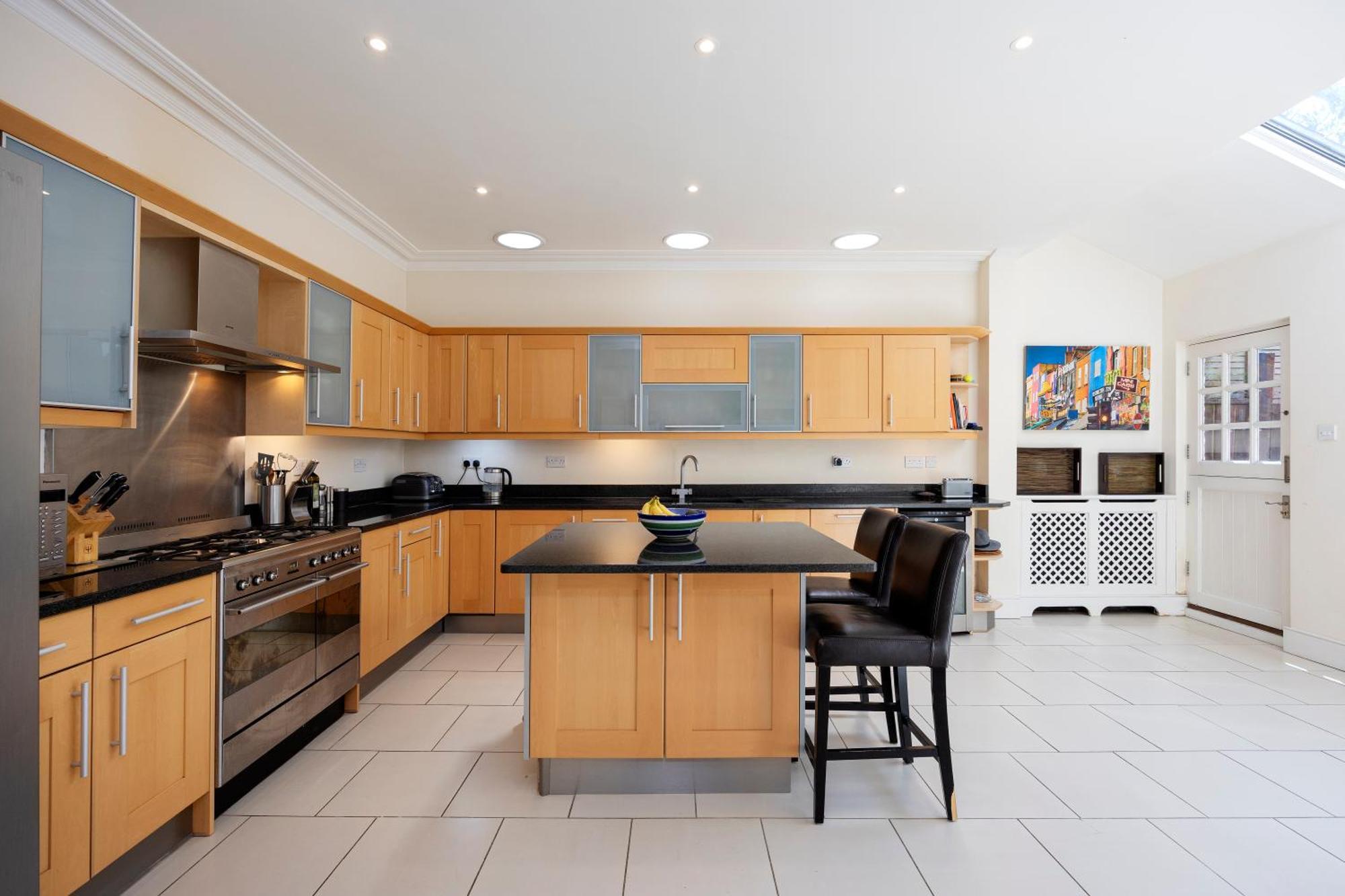 Veeve - Elms Road Holiday home London
