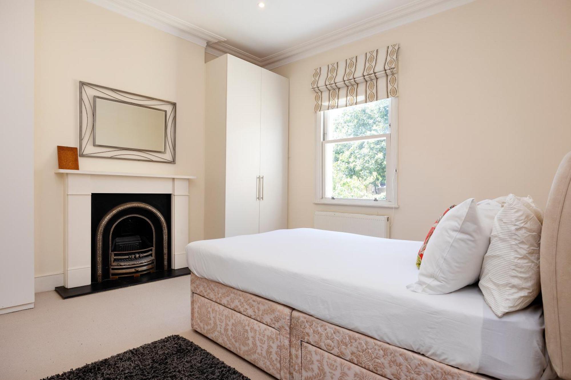 Holiday home Veeve - Elms Road London